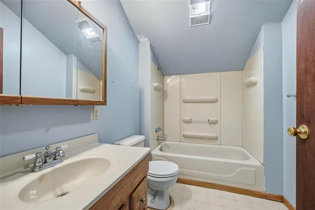 $199,000 | 1562 4th Street, Monongahela, PA 15063