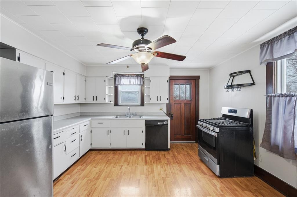 1562 4th Street Monongahela, PA 15063 - Photo 7 of 30