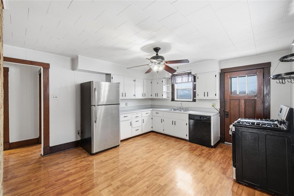 1562 4th Street Monongahela, PA 15063 - Photo 10 of 30