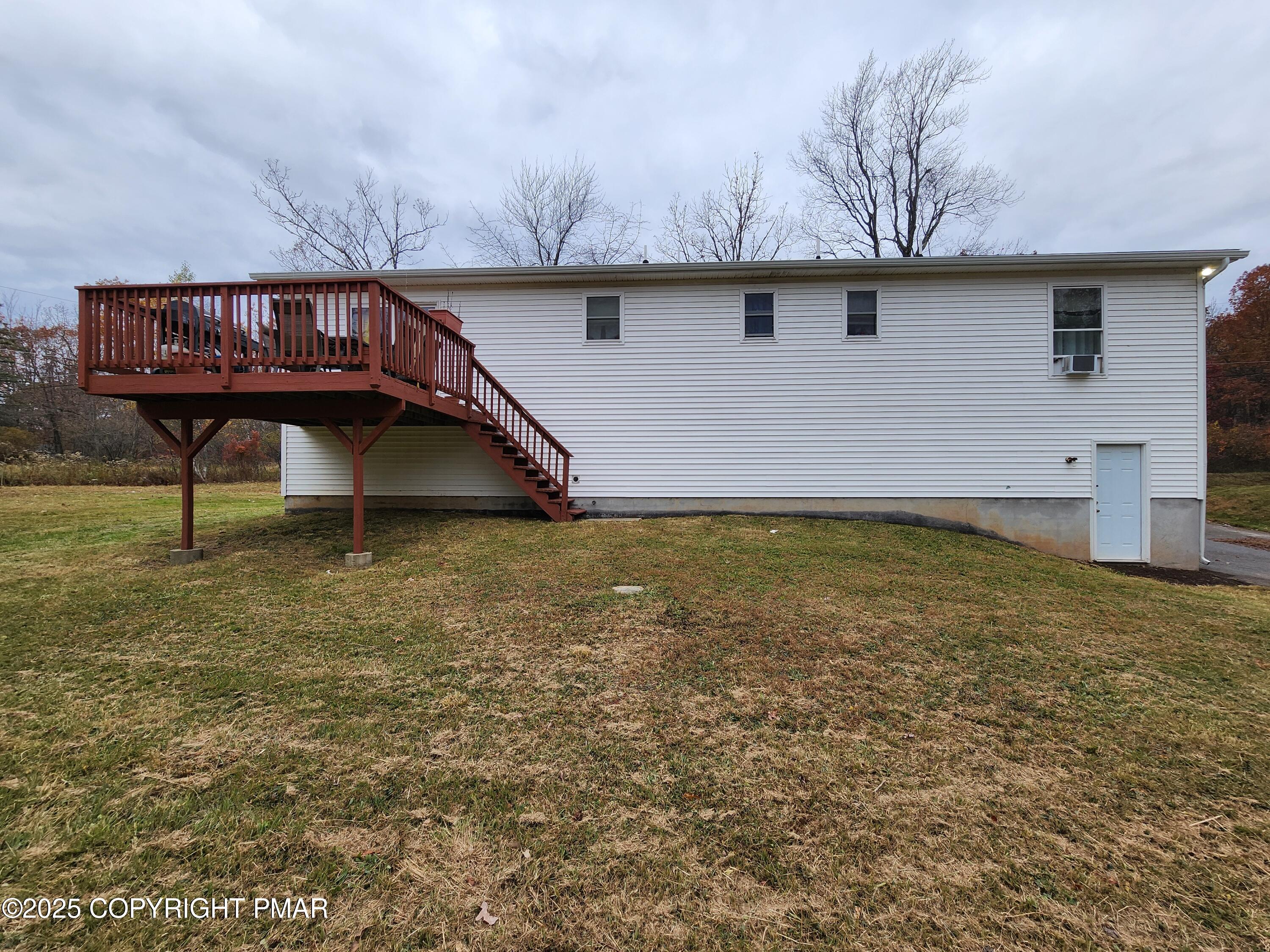 195 Williams Lane Scotrun, PA 18355 - Photo 3 of 17