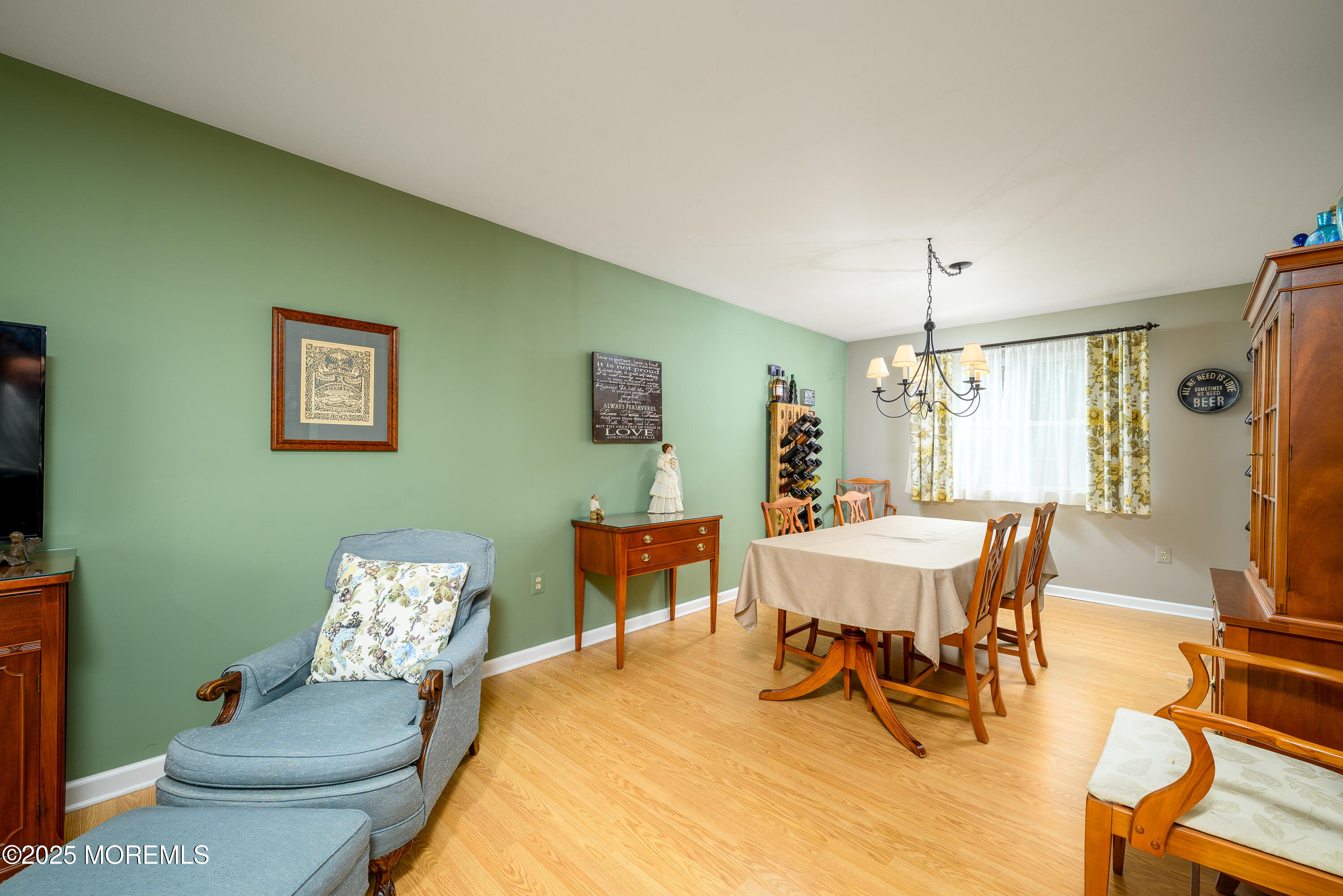 18 Fella Street Howell, NJ 07731 - Photo 5 of 35 a view of a dining room with furniture