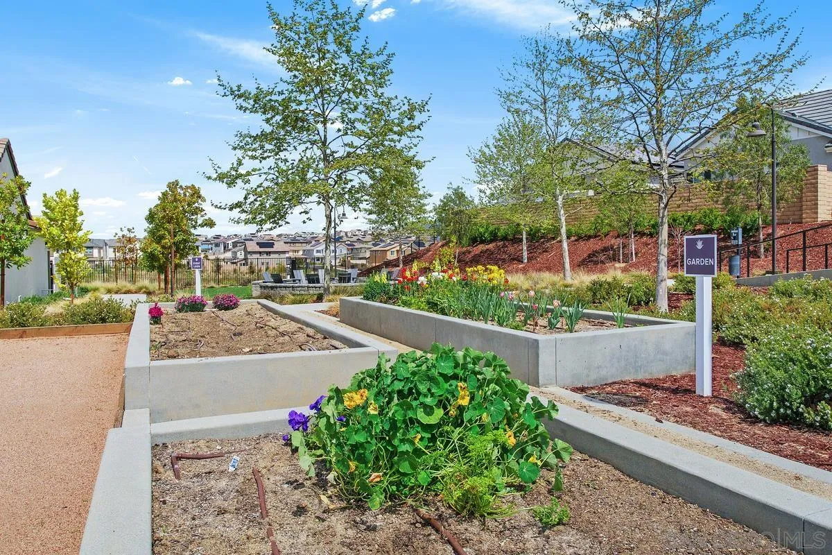 32082 Sedge Way Temecula, CA 92591 - Photo 53 of 59 a view of a fountain in front of a house