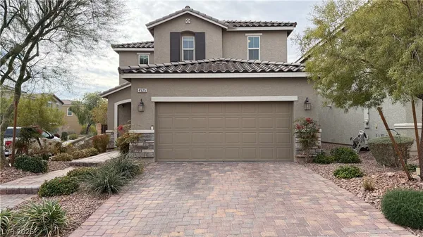 $2,500 | 4525 West Cougar Avenue, Las Vegas, NV 89139