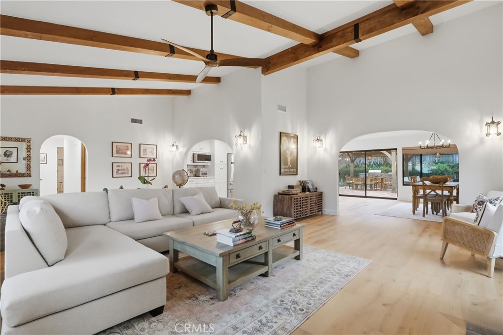 22616 Town Crier Road Calabasas, CA 91302 - Photo 13 of 45