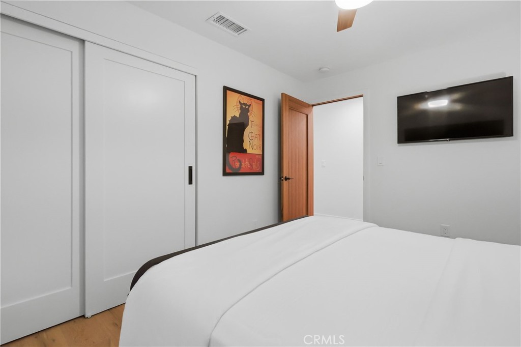 22616 Town Crier Road Calabasas, CA 91302 - Photo 29 of 45
