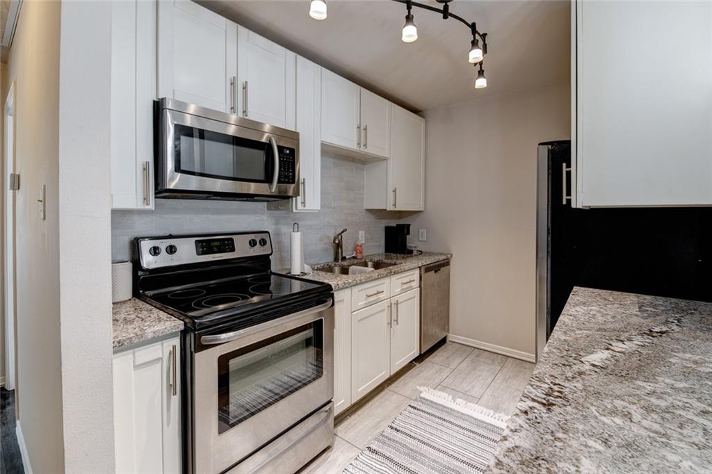 4650 Pontchartrain Drive, Unit T Slidell, LA 70458 - Photo 4 of 11