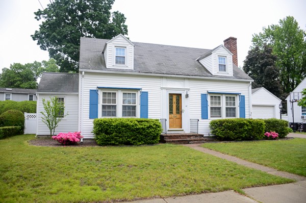 43 Beaufort Circle Springfield, MA 01104 - Photo 1 of 28 Gallery Image 1