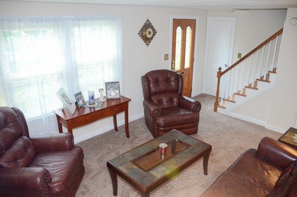 43 Beaufort Circle Springfield, MA 01104 - Photo 5 of 28 Gallery Image 5