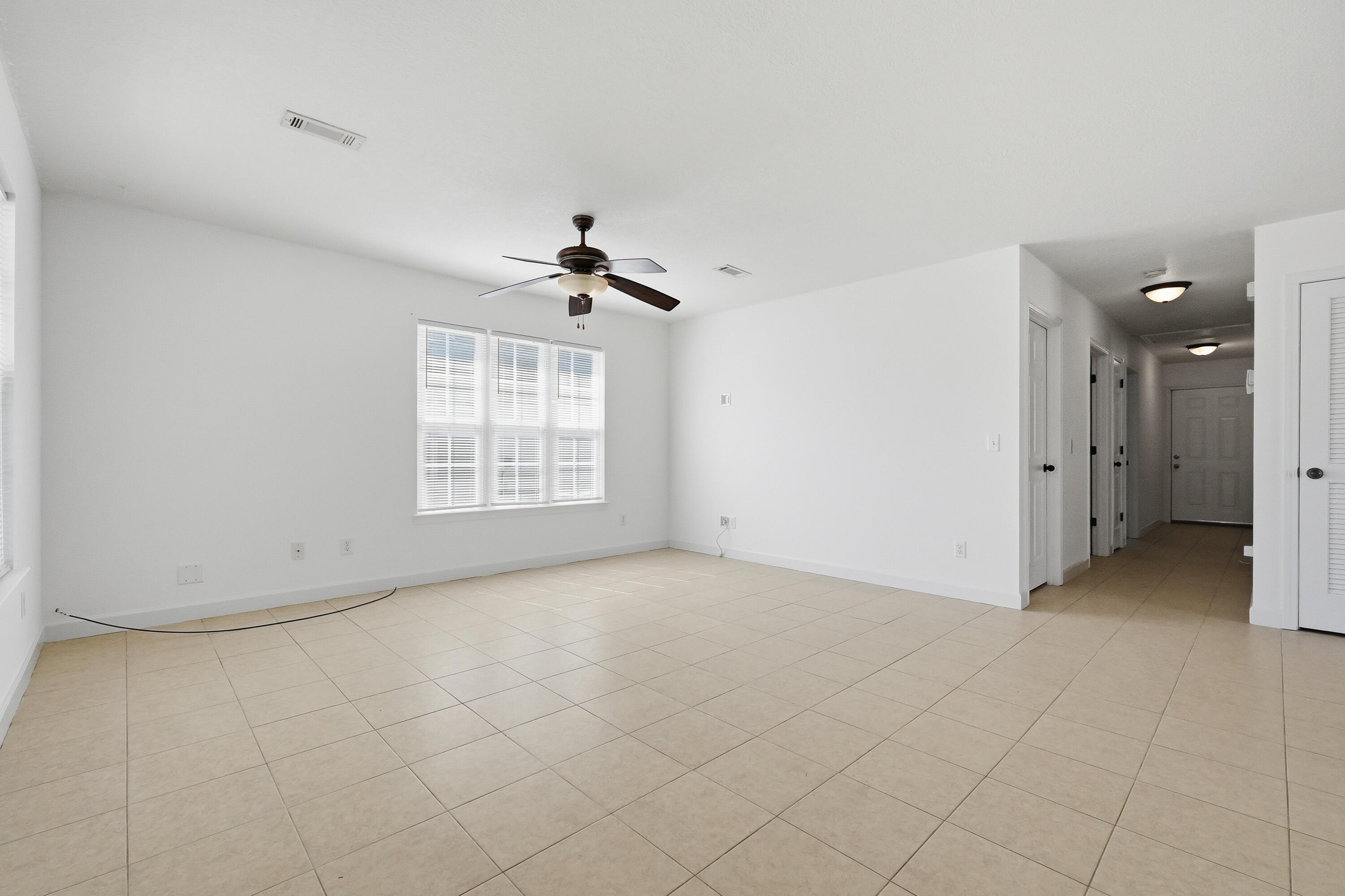 309 Range Line Street Bonifay, FL 32425 - Photo 11 of 35 309 N. Rangeline Street