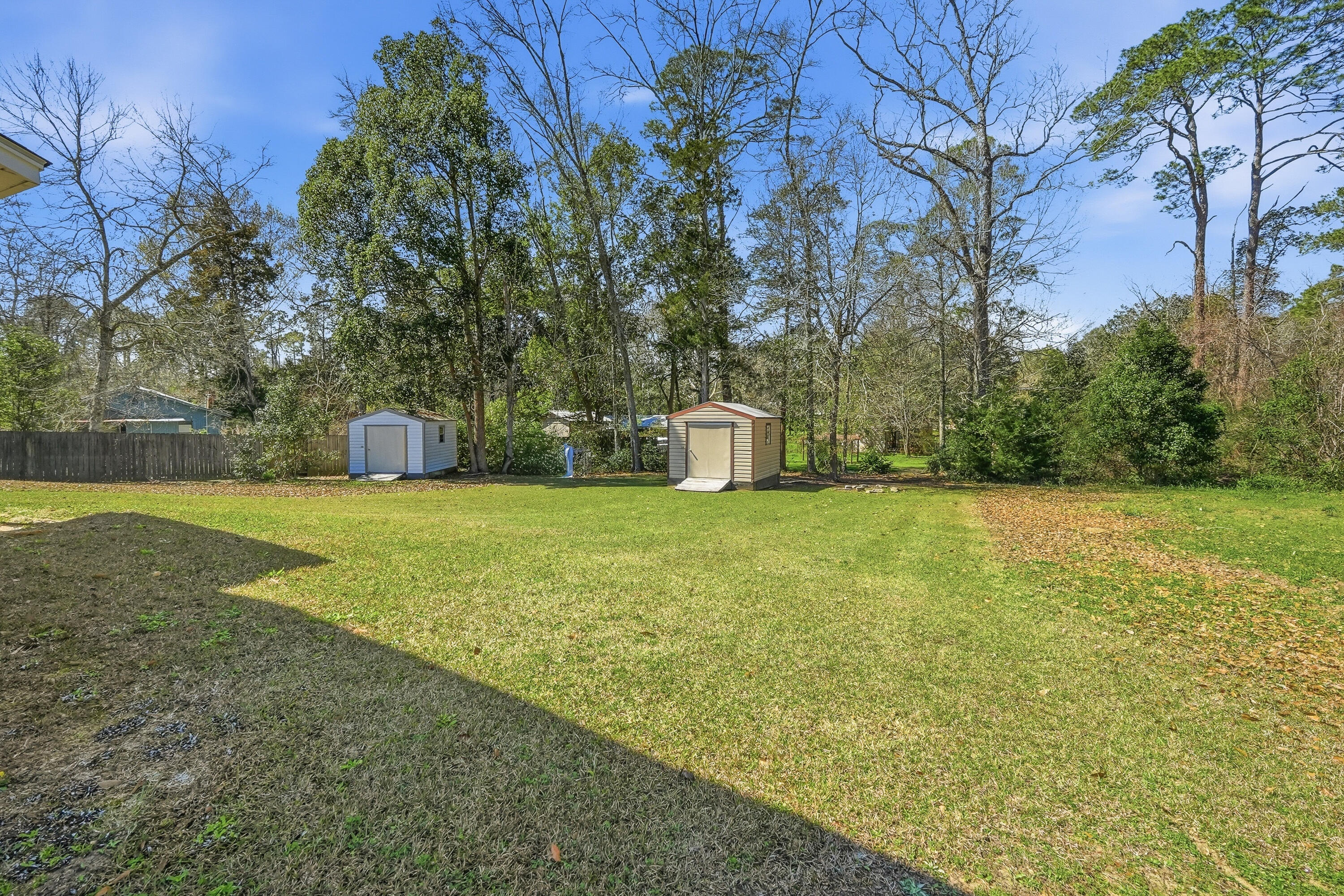 309 Range Line Street Bonifay, FL 32425 - Photo 5 of 35 309 N. Rangeline Street