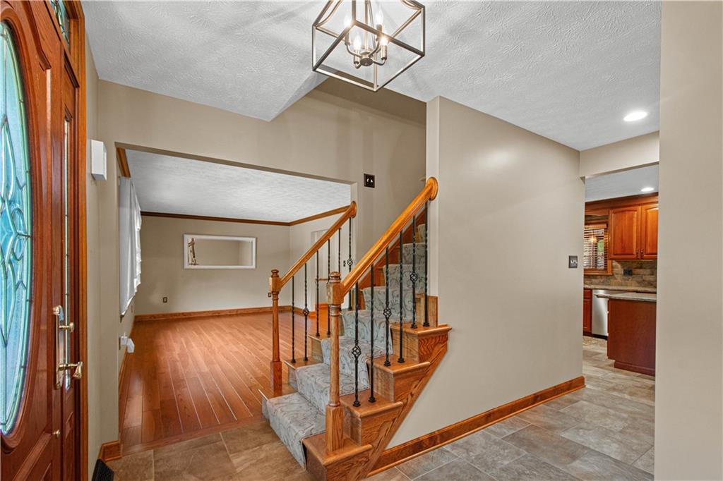 2535 Morton Road Pittsburgh, PA 15241 - Photo 18 of 48