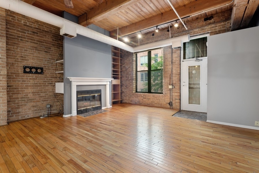 331 South Peoria Street, Unit 401 Chicago, IL 60607 - Photo 3 of 11