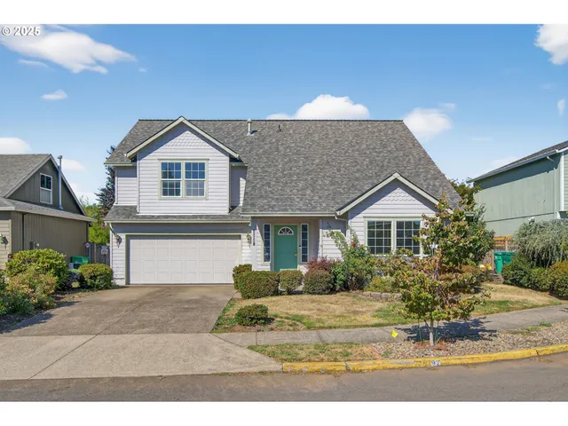 $550,000 | 14997 Southeast Gilesford Street, Clackamas, OR 97015