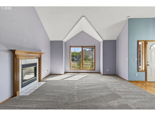 $550,000 | 14997 Southeast Gilesford Street, Clackamas, OR 97015