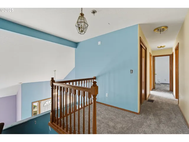 $550,000 | 14997 Southeast Gilesford Street, Clackamas, OR 97015