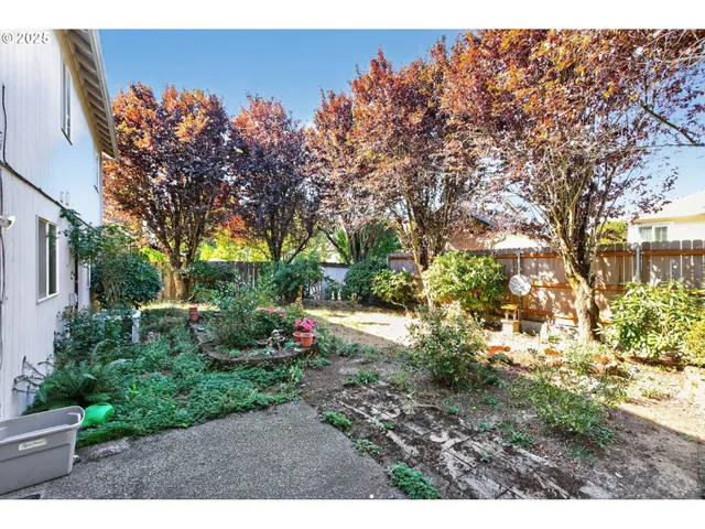 $550,000 | 14997 Southeast Gilesford Street, Clackamas, OR 97015