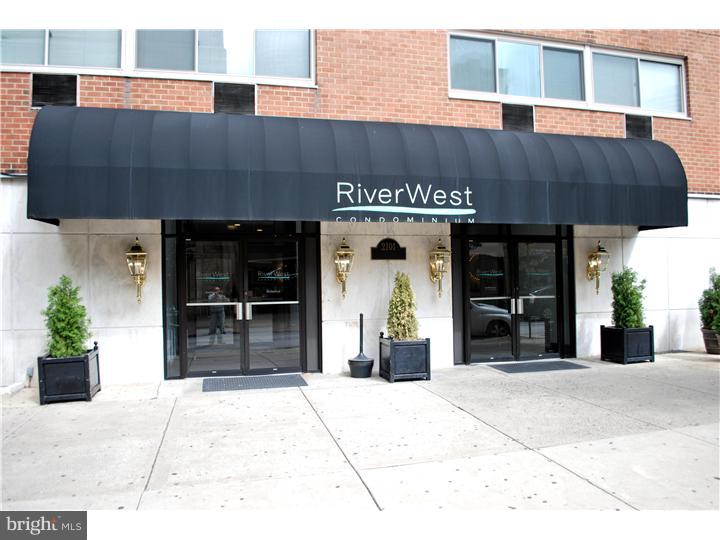 2101-17 Chestnut Street, Unit 518 Philadelphia, PA 19103 - Photo 1 of 5 Exterior Front