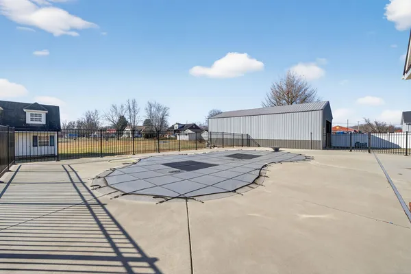 $469,900 | 69 College Court, McEwen, TN 37101