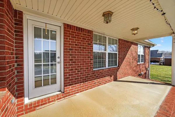 $469,900 | 69 College Court, McEwen, TN 37101