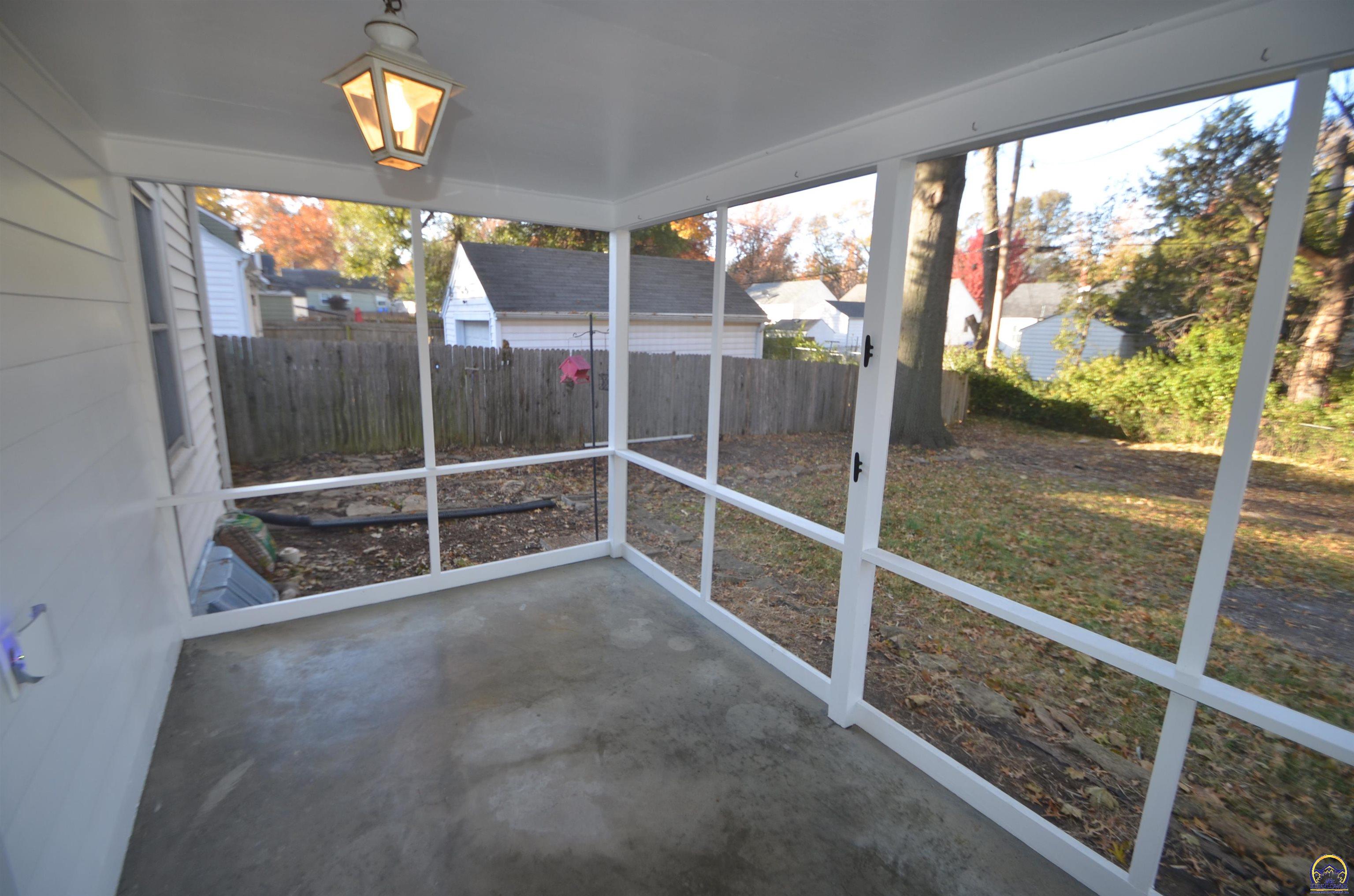 923 Southwest High Avenue Topeka, KS 66606 - Photo 13 of 13