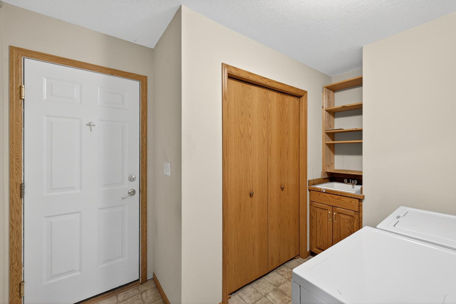 1606 17th Street Southwest Austin, MN 55912 - Photo 17 of 40