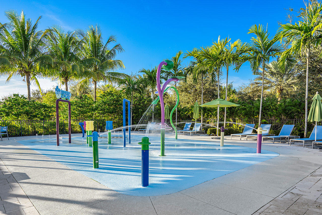 16586 Ambassador Bridge Road Delray Beach, FL 33446 - Photo 68 of 70 Splashpad