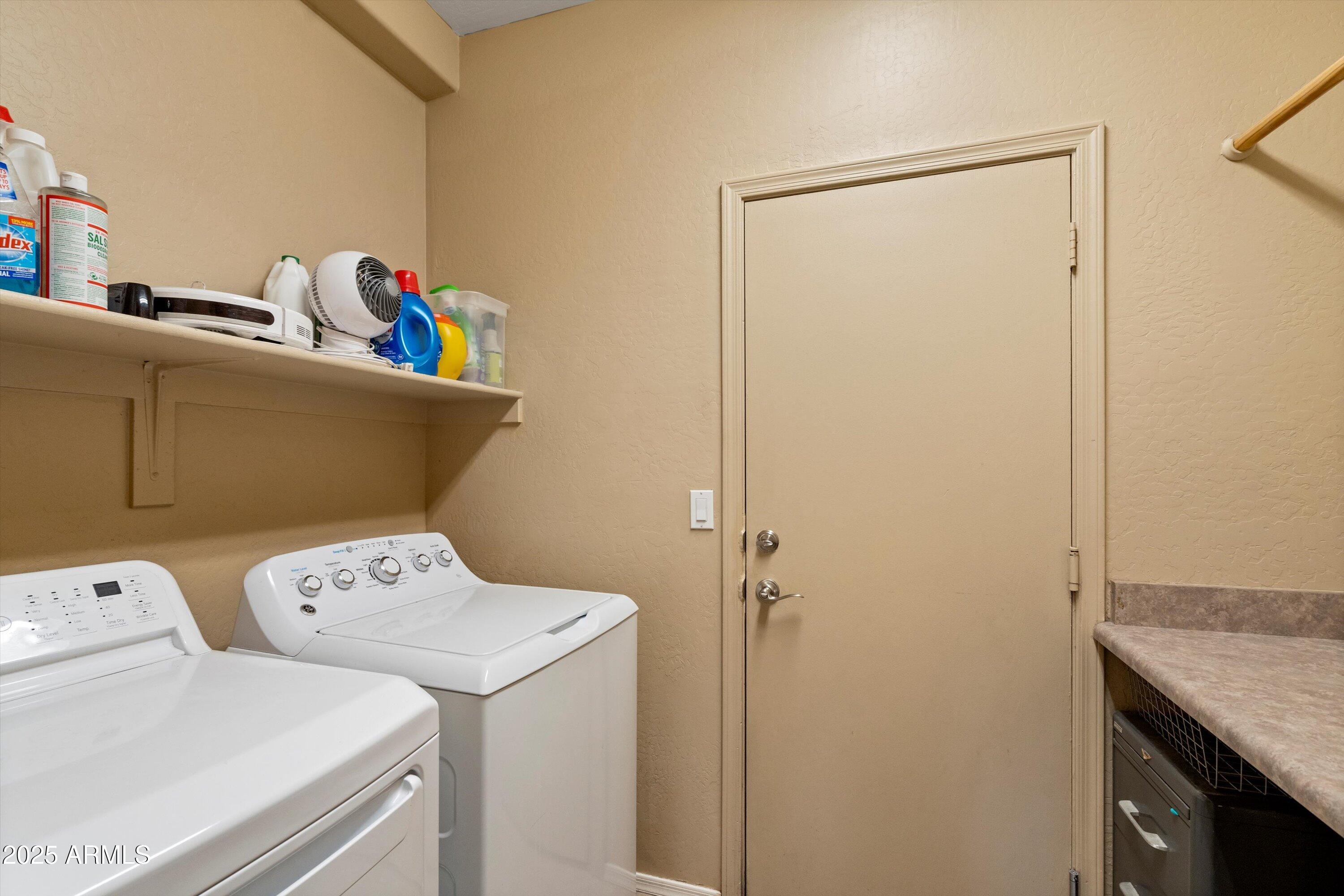 1737 West Tamar Road Phoenix, AZ 85086 - Photo 31 of 52 31-Laundry Room