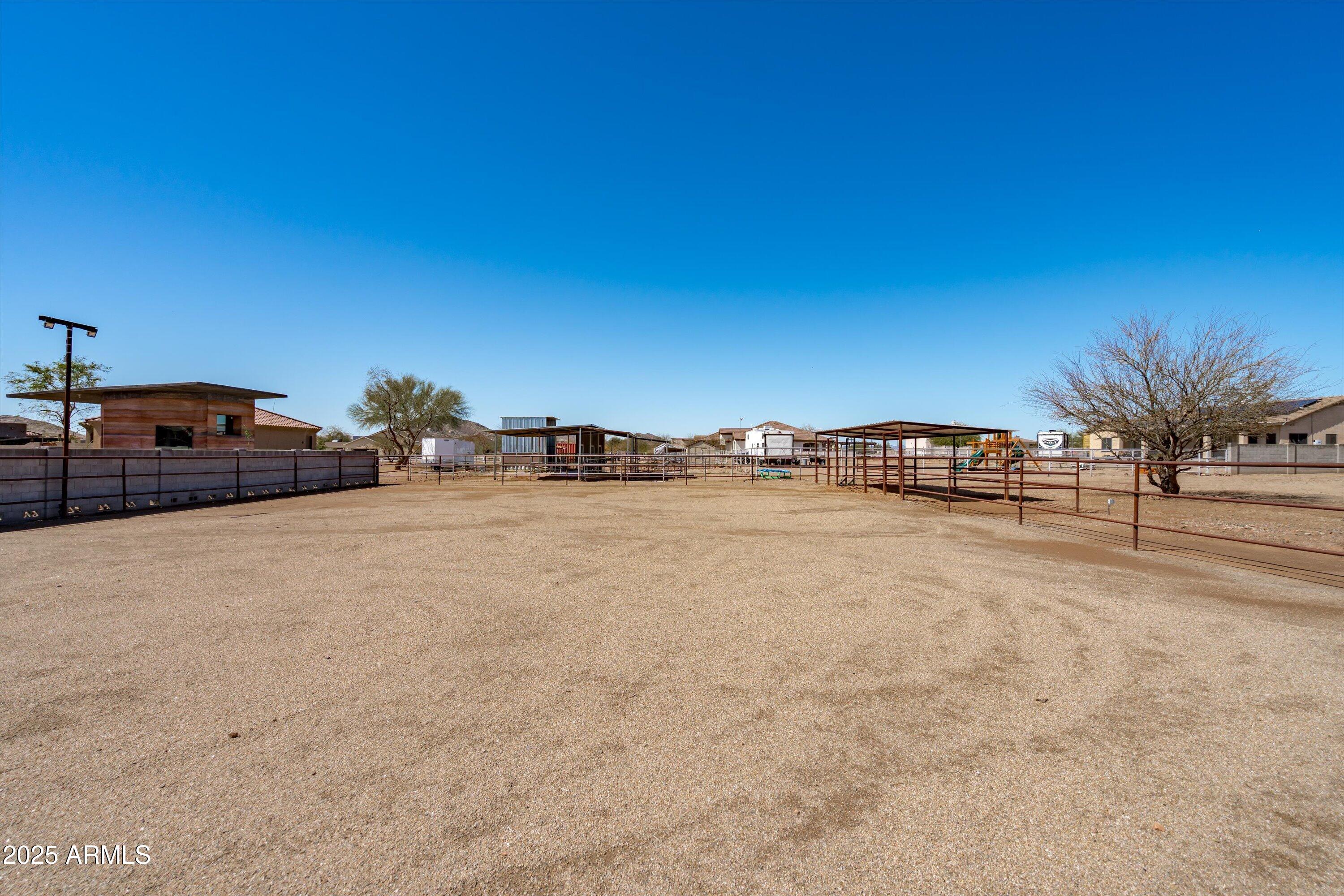 1737 West Tamar Road Phoenix, AZ 85086 - Photo 45 of 52 45-Horse Corral