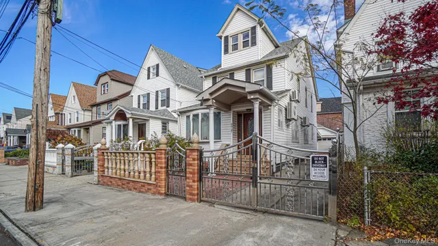 $999,000 | 90-37 211th Street | Queens Village