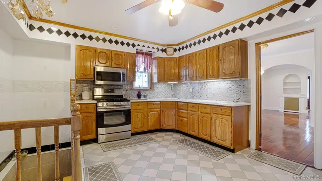 $999,000 | 90-37 211th Street | Queens Village