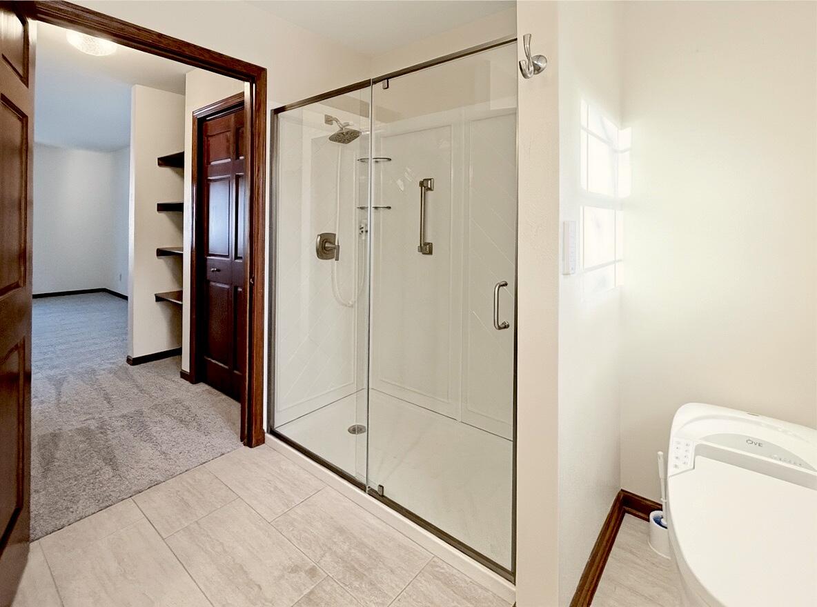 3655 99th Street Pleasant Prairie, WI 53158 - Photo 21 of 52 primary bath