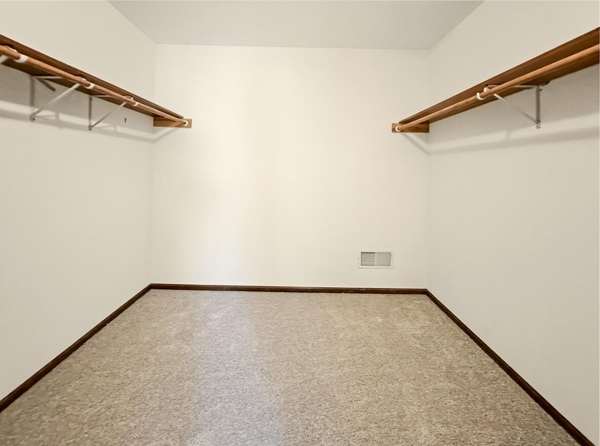 3655 99th Street Pleasant Prairie, WI 53158 - Photo 31 of 52 primary walk-in