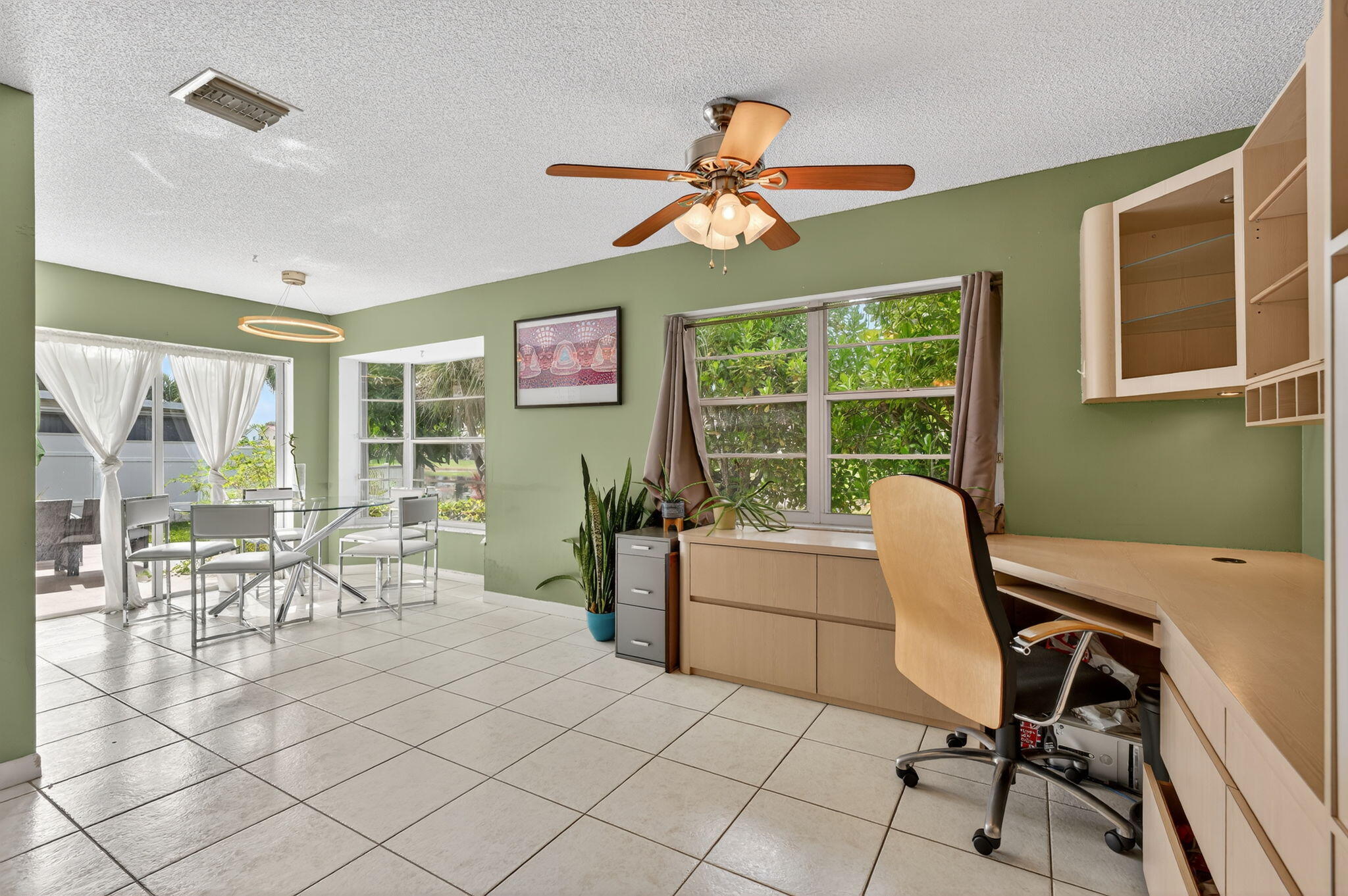 10008 Country Brook Road Boca Raton, FL 33428 - Photo 11 of 29 20-web-or-mls-016_DSC02628