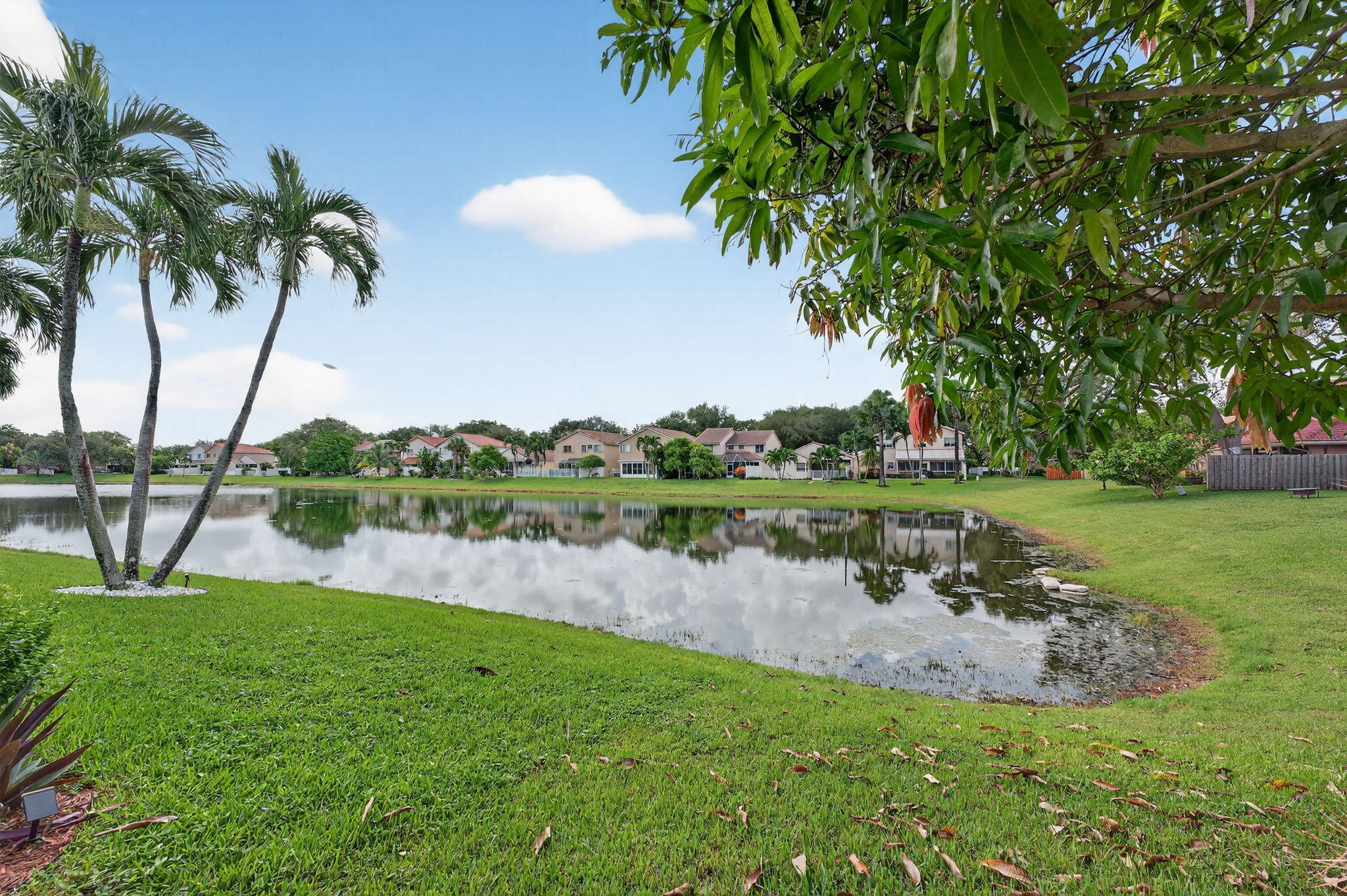 10008 Country Brook Road Boca Raton, FL 33428 - Photo 22 of 29 47-web-or-mls-043_DSC02779