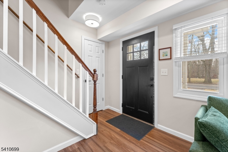 122 Greenbrook Road Green Brook, NJ 08812 - Photo 9 of 47