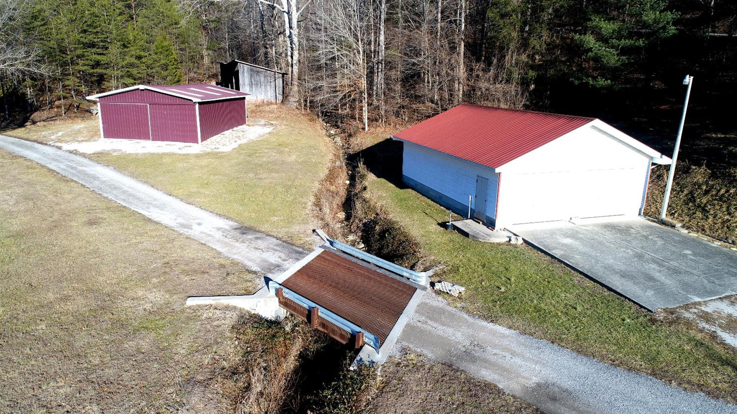 25 Morefield Road Ravenna, KY 40472 - Photo 4 of 60 Storage for days and a bridge that will