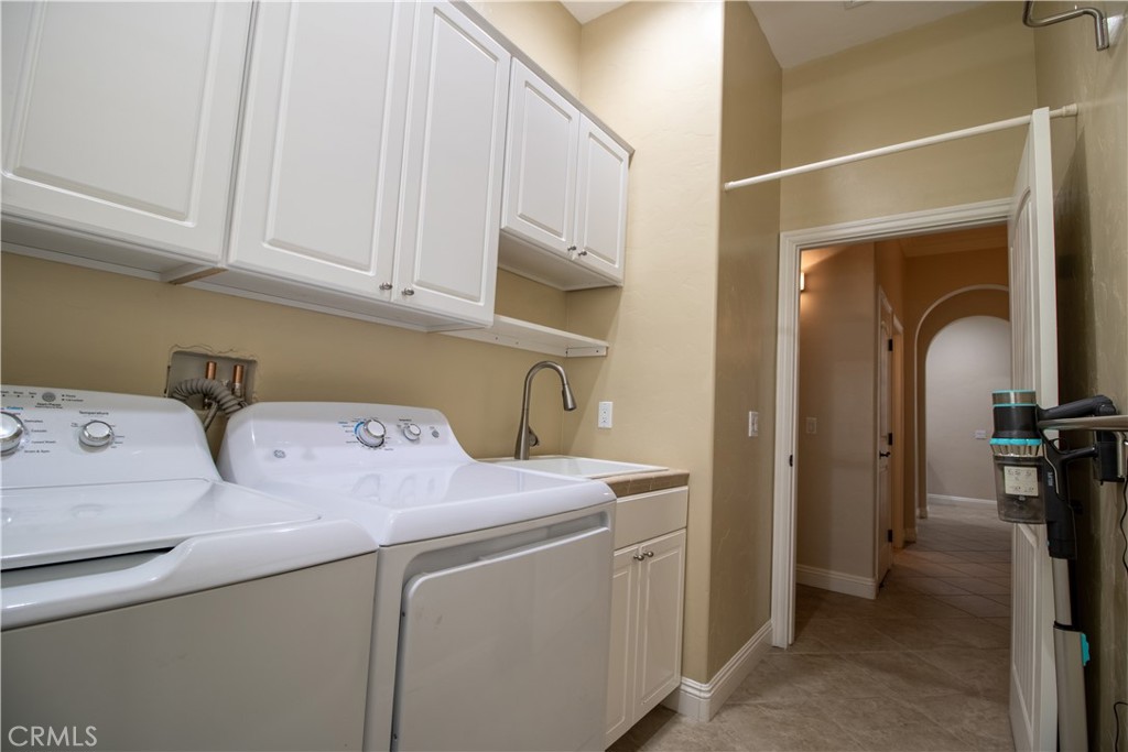 33699 Spring Brook Circle Temecula, CA 92592 - Photo 18 of 46