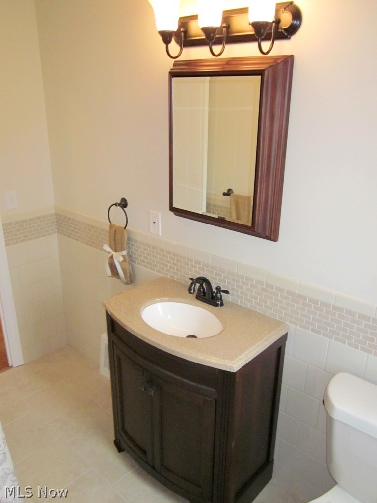 5244 Roseside Avenue Parma, OH 44134 - Photo 15 of 28