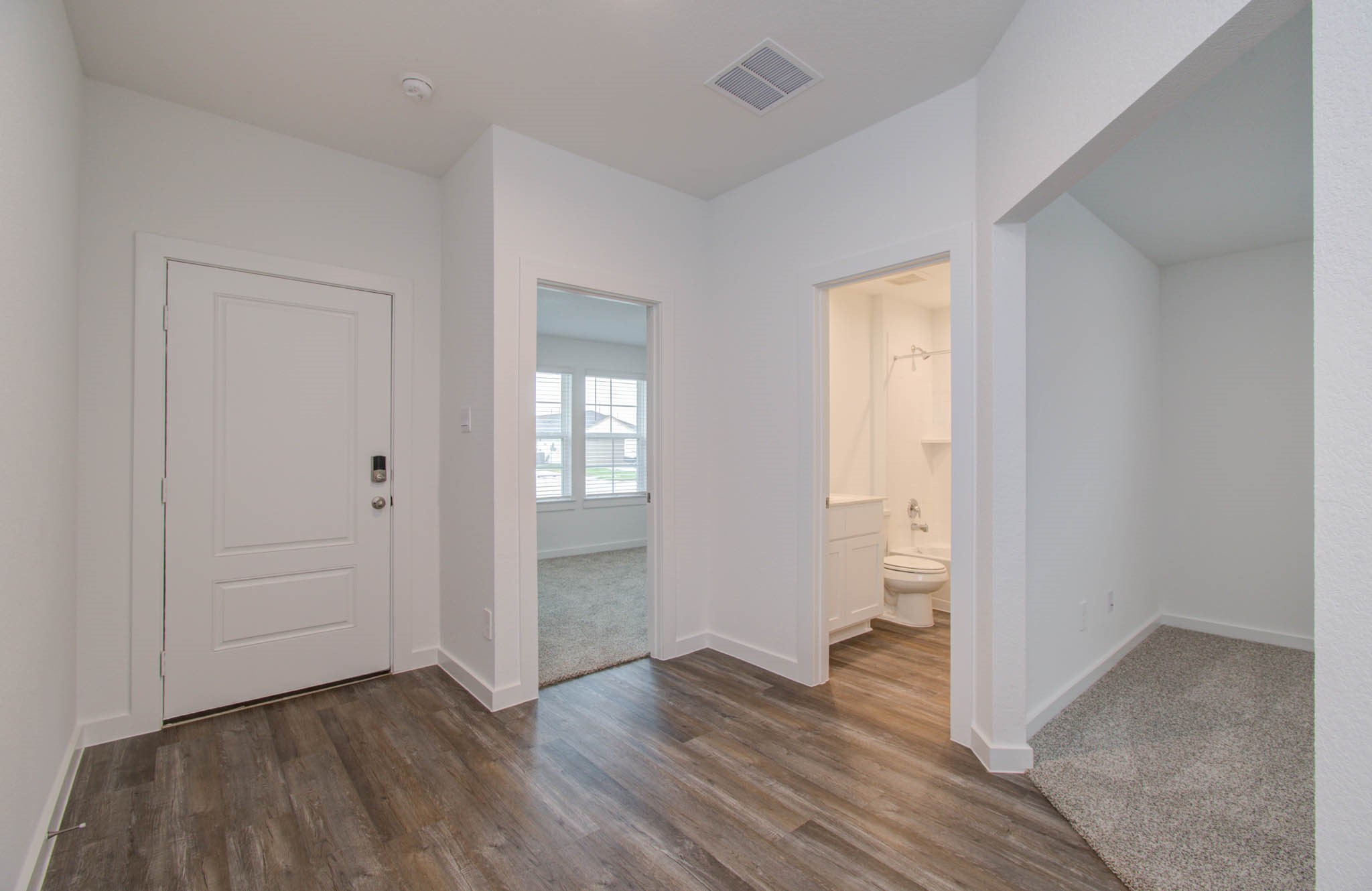 1011 Perezia Court Rosharon, TX 77583 - Photo 2 of 33 Entry