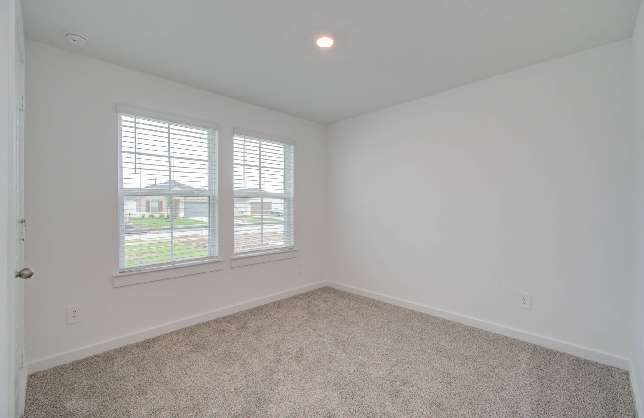 1011 Perezia Court Rosharon, TX 77583 - Photo 3 of 33 Bedroom 1