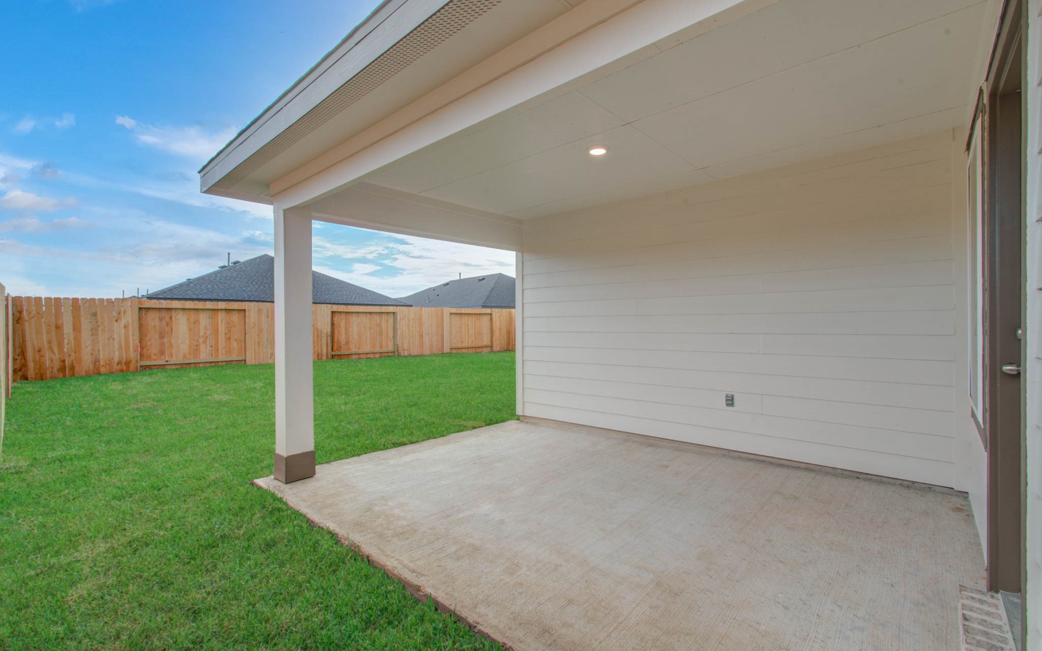 1011 Perezia Court Rosharon, TX 77583 - Photo 31 of 33