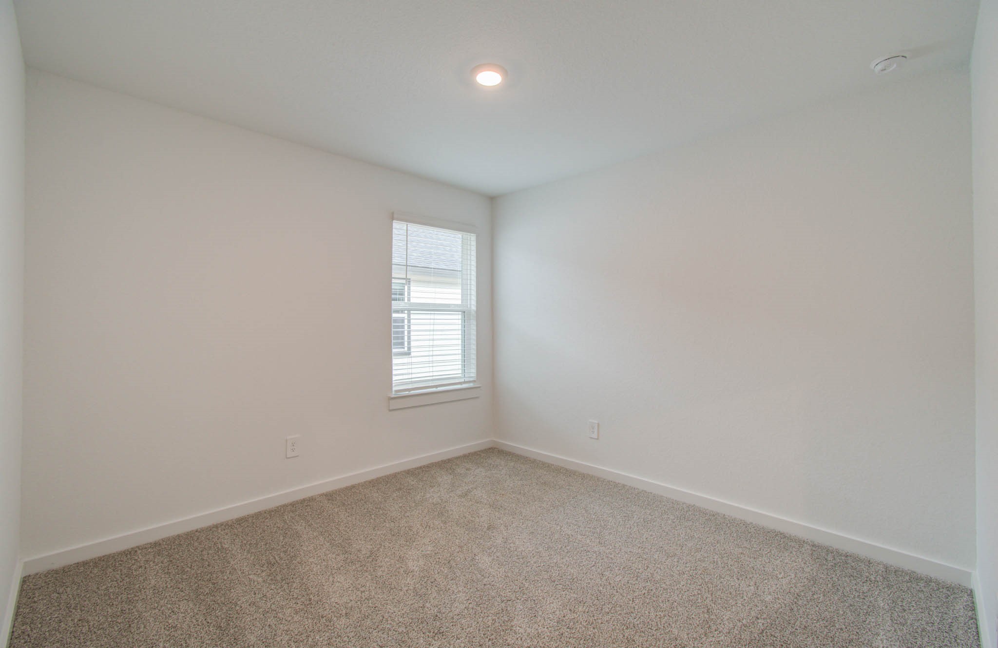 1011 Perezia Court Rosharon, TX 77583 - Photo 6 of 33 Study/Home Office