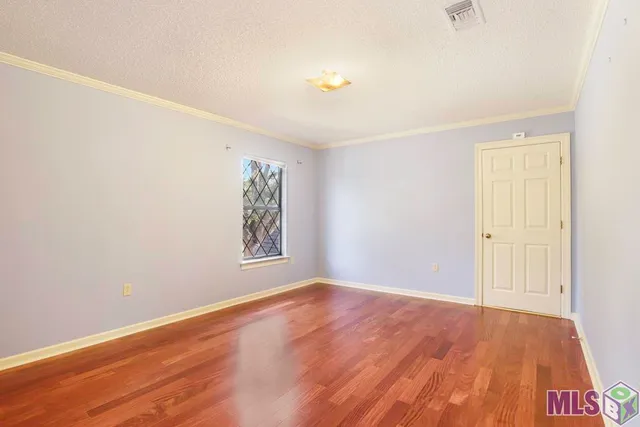 $550,000 | 12028 Lake Sherwood Avenue North, Baton Rouge, LA 70816