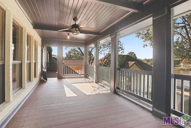 $550,000 | 12028 Lake Sherwood Avenue North, Baton Rouge, LA 70816