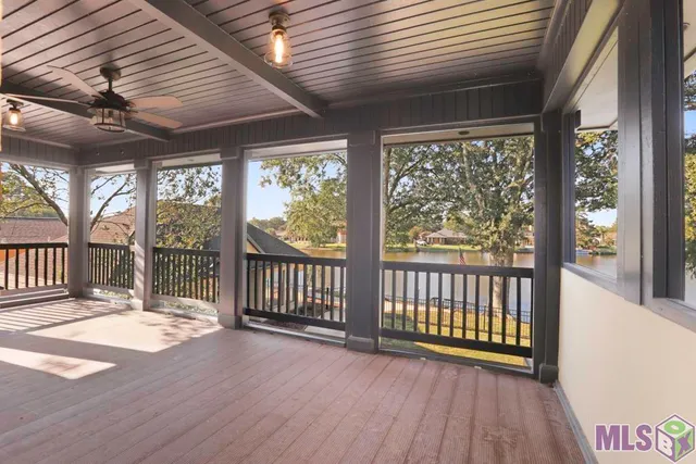 $550,000 | 12028 Lake Sherwood Avenue North, Baton Rouge, LA 70816