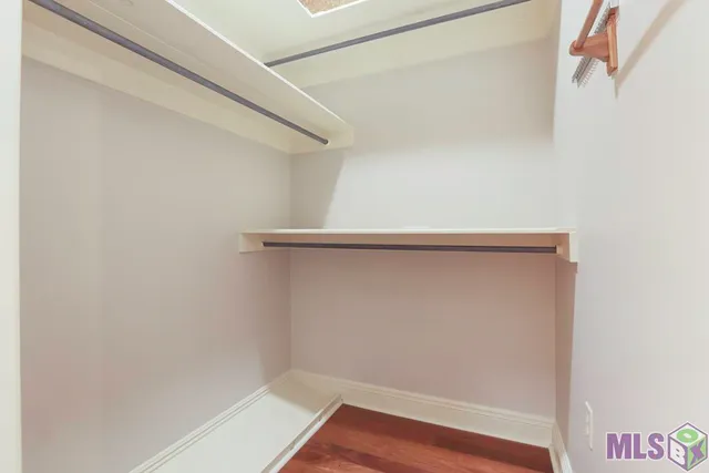 $550,000 | 12028 Lake Sherwood Avenue North, Baton Rouge, LA 70816