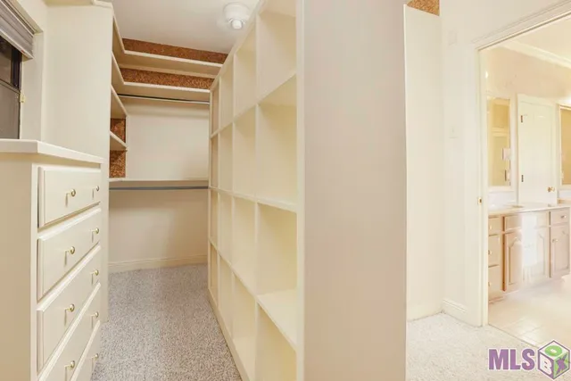 $550,000 | 12028 Lake Sherwood Avenue North, Baton Rouge, LA 70816