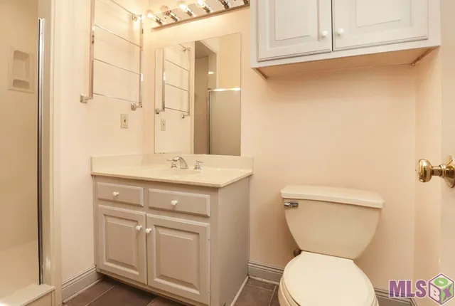 $550,000 | 12028 Lake Sherwood Avenue North, Baton Rouge, LA 70816