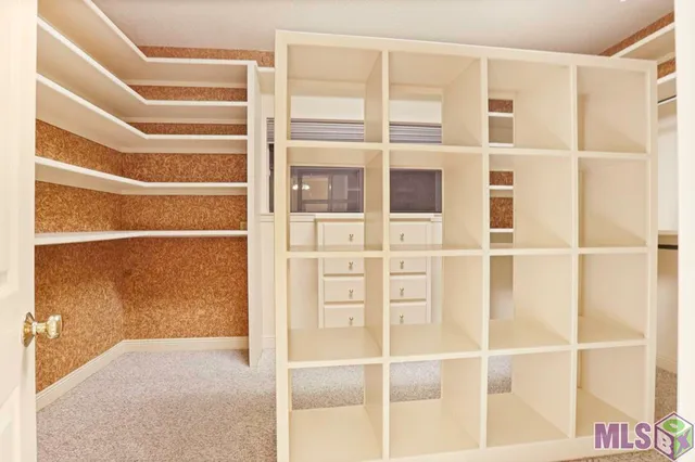 $550,000 | 12028 Lake Sherwood Avenue North, Baton Rouge, LA 70816