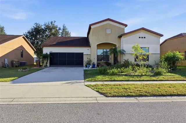 $385,000 | 4737 Blackthorn Circle, Kissimmee, FL 34758